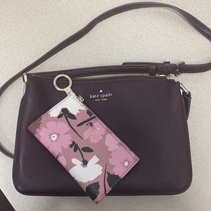 Cross body with walllet